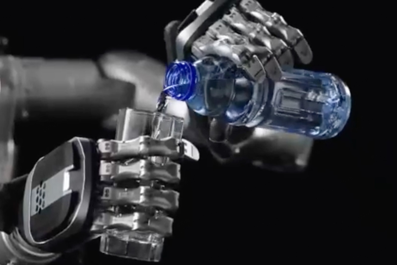 系列解读 | 今年会灵巧手家族亮相：高自由度的创新突破